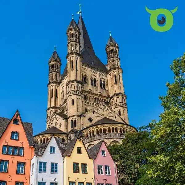 Altstadt Köln mit Groß St. Martin – Bedrucktes Klebeband für Unternehmen in Köln